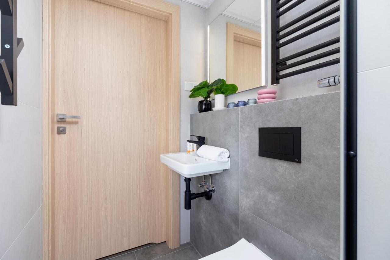 Modern Apartment Srodmiescie Krakow By Noclegi Renters Exterior foto